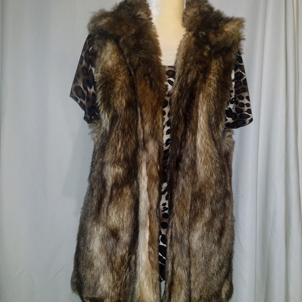 Faux fur sleeveless